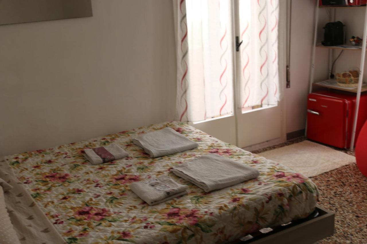 Venezia Lovely Rooms Lido de Venise Extérieur photo